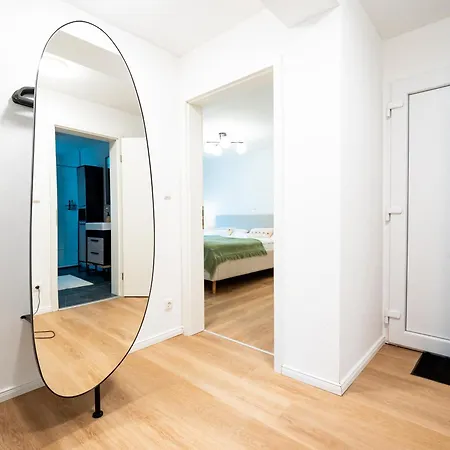 Design-ferienwohnung Ahrweiler Wifi Parken Zentral Neu Apartment *