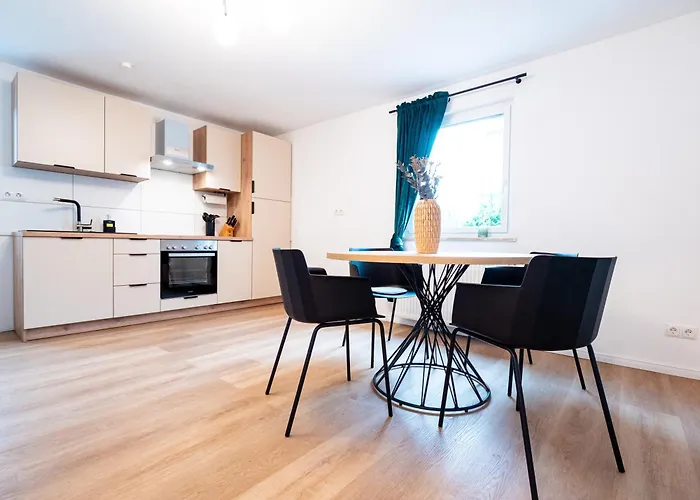 Design-ferienwohnung Ahrweiler Wifi Parken Zentral Neu Apartamento *